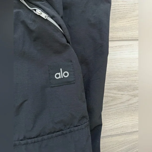 Alo Yoga The Edge Cargo Pants - Picture 7 of 10